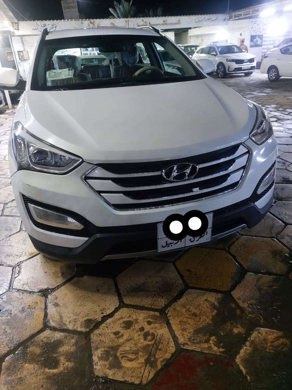 سنتافي موديل 2016 ،4سلندر بيها 3 طخات على البارد جاملغ 2وعلى الباب ، وتبريد 3 قطع وسعرها 170 
وبيها مجال للاستفسار ***********
