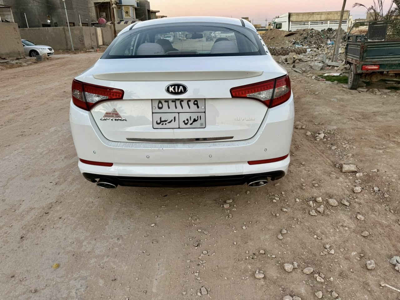 السلام عليكم
سيارة كيا اوبتيما  للبيع خليجي موديل 2014  
* بصمه تشغيل أبواب 
*بصمه ترحيب 
*مري شفط 
*أشاير بالمري        
*قطعتين تبريد
*تحكم ستيرن فول 
*شفتات بالستيرن 
*حساس خلفي 
*نظام ايكو
*نظام abs + بلوتوث
*نضام ترحيب  
*محرك ٢٤٠٠ دوش
*كير اوتماتيك
*خمسه ويل كب  
*كير مكفول
*دبل صالنصه
*تخم تاير جديد
*تبريد ثلج
داخل جلد
رقم اربيل 

***********
***********
المكان ديوانيه مركز الجديده تحديداً السوق
