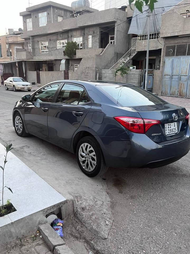 کرۆلا مۆدێل ٢٠١٩   LE بۆ فرۆشتن
یەک پارچە بۆیاخ سەنەوی تازەیە تا ٢٠٣١ 
٦٥ هەزار میل  ڕۆشتووە 
گێڕو مەکینەی بە شەرت و بێ مەسرەفە 
نرخ ١٤٠ وەرەقە و  مامەڵە 
بۆ زانیاری زیاتر  پەیوەندی بکە بەم ژمارە تەلەفونەوە:***********
