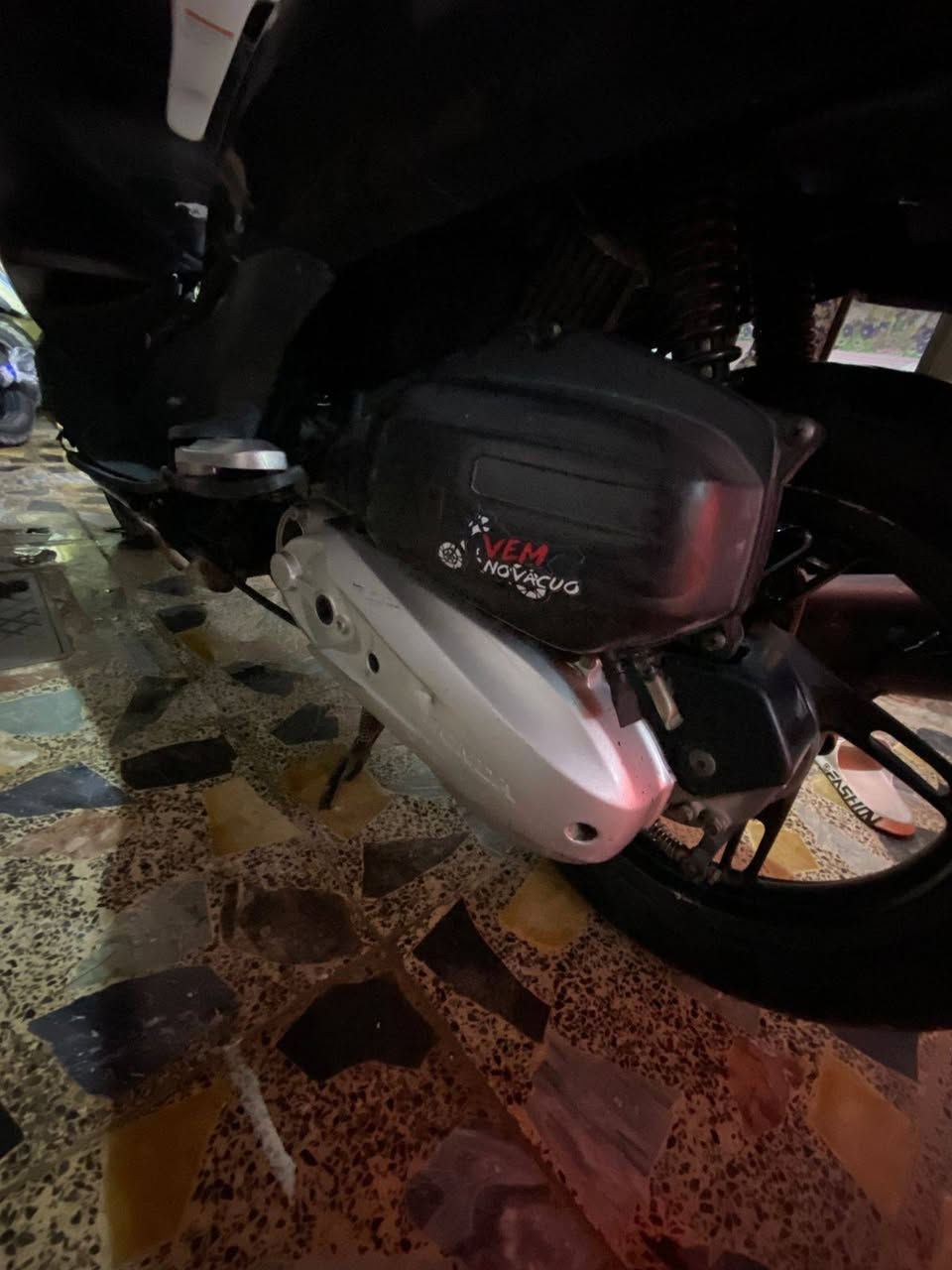 السلام عليكم اخوان دراجه pcx جيل الاول ياباني الماكينه مكفوله كفاله عامه سابنه ممدود عليها شباب الدراجه كهربائيات كامله ستان حساس بس كفراتها يرادلها ترتيب 

للتواصل :  ***********
