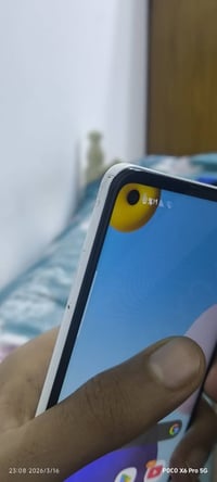 جهاز سامسونج جالكسي كلشي شغال ما بي شي بس هاي للطخه بل شاصي سعره 150قف...