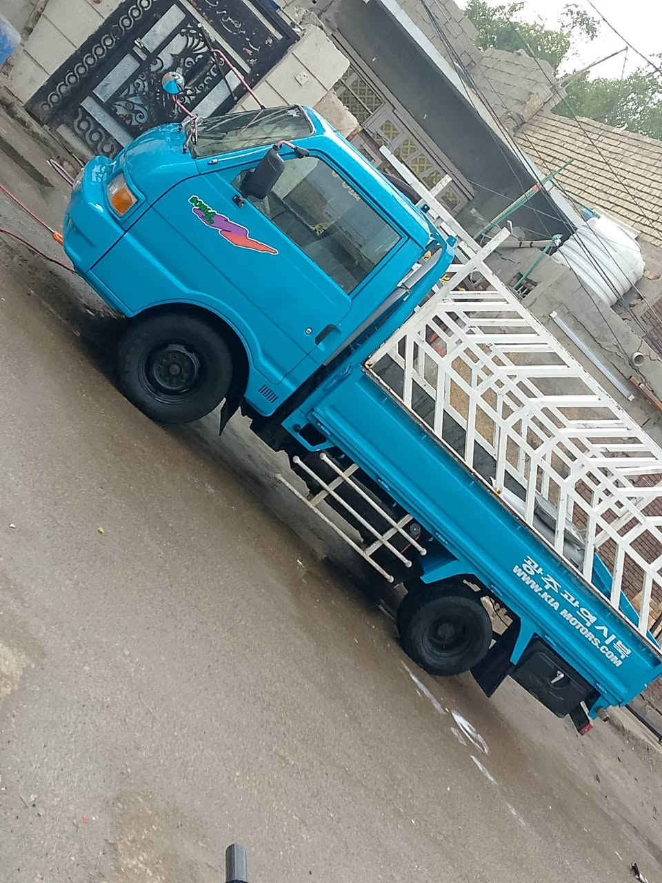 سلام عليكم كيا بنكو مديل 94سيارة مال جني تم تاير باتري جدديد صدر قبل سبوع مسوي سيارة مصبوغه عام لجماليه   مشط جديد دوشمه عام رقم نكليزي  بسمي شرط تحويل سيارة مال بيت  سيارة خير من الله  وما مطلوبه ربع  رقم شاصي. بل كارتون مكاني مدينه الصدر  سعر 55   رقم الهاتف***********
