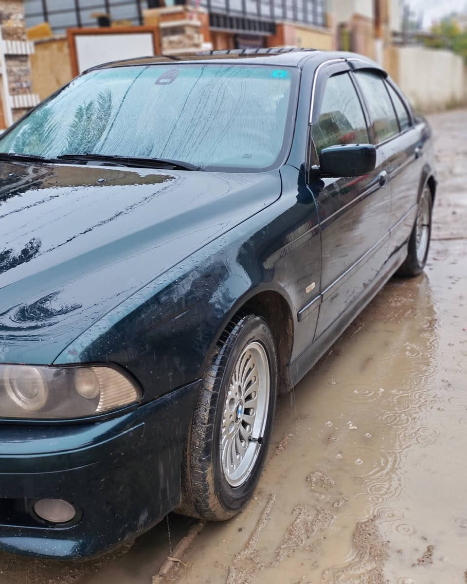 بي ام دبليو صقر موديل ١٩٩٧ تك فانوس حجم ٥٢٨ بيهه جراد قماره وجنطه وبنيد محرك جديد وكير جيَد جدا
شديتلهه عربانه خلفيه جديده حاويه تدفئه َتبريد منظومه جديده مشط استيرن جديد كاردن جديد ٩٠ وبيهه مجال للاستفسار *********** رقمههه بغداد
