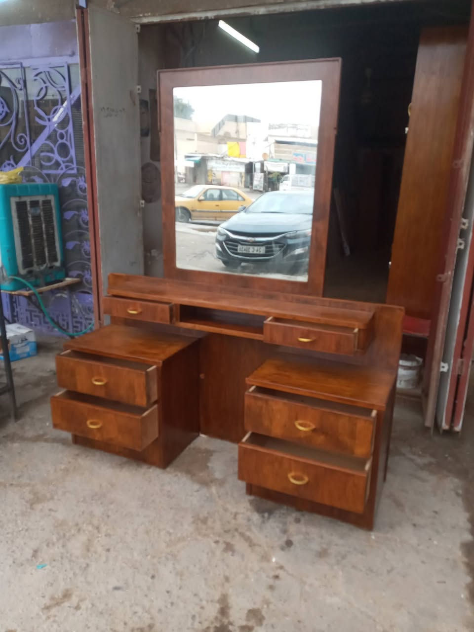 ميزتواليت صاج تزكام مستعمل شغل درجه اولى ارتفاع 87 سم عرض متر و65 سم عمق 40 سم السعر 140 سم العنوان بغداد حي الإعلام الشباب نهاية شارع سوق اميمه  صيدلية نور الشباب قرب النادي التجاري  موبايل عراقنا وتساب بي 
*********** 
***********

يوجد توصيل غير مجاني داخل بغداد فقط
