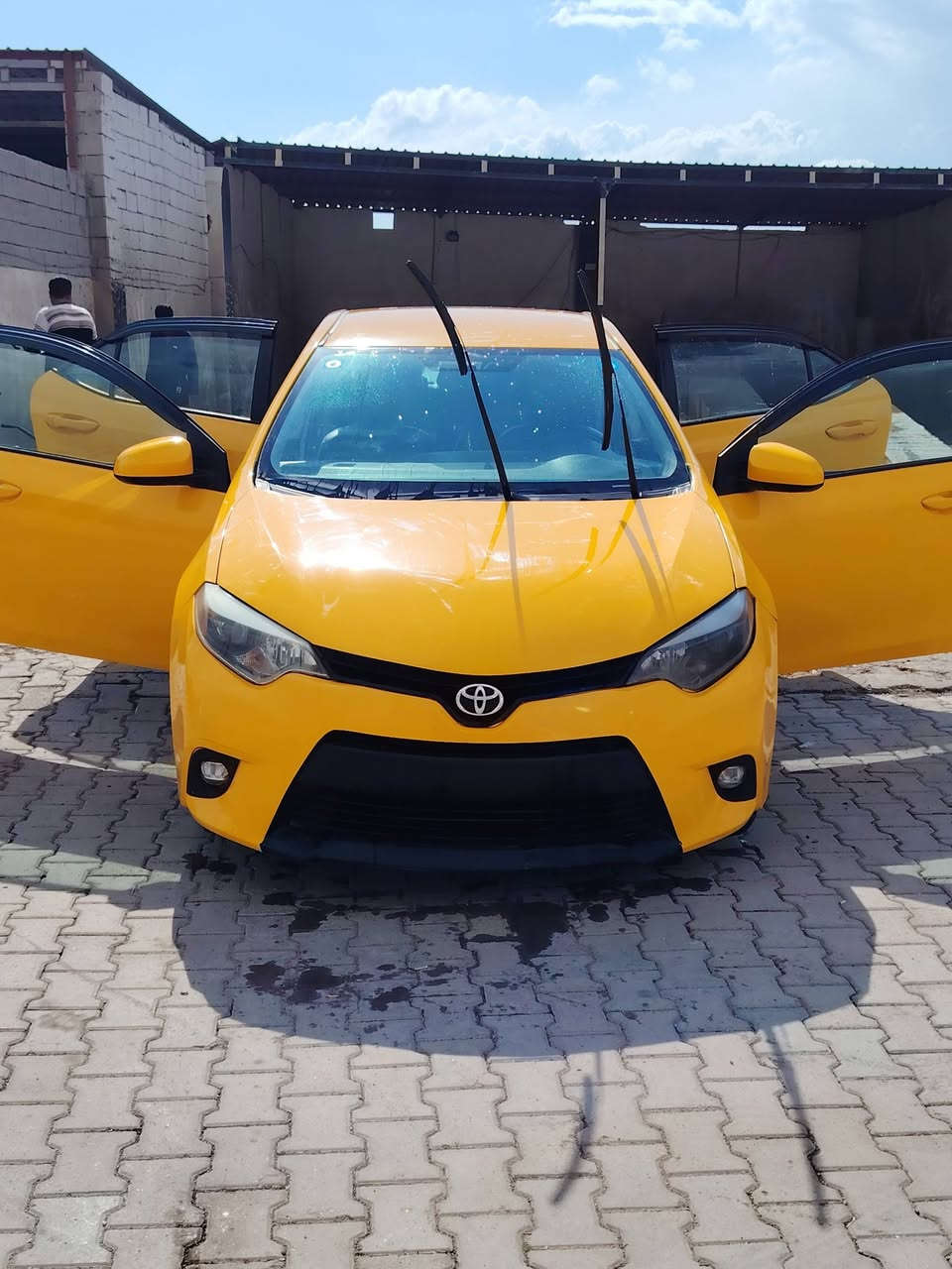 السلام عليكم تويوتا كورولا 2014 رقم بغداد مشروع وطني لل 30 لوحات دولي السياره بها قطعتين بدون دواخل سياره مصبوغه جديد تدفئه شغاله تبريد شغال تخم تاير جديد باتري جديد صدر جديد حداديه جديده كهربائياتها كلها شغاله جاهزه للشارع محرك شرط لا صرف لا بخار الجير بيطبه خفيفه هزه جديد السعر 120 للاستفسار هذا رقمي اسيا*********** ما ما متواجد على النت مكانه سياره كركوك
