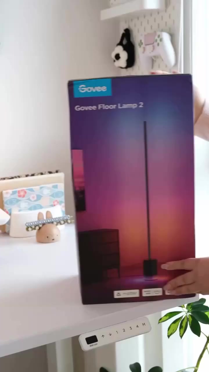 تبقا كمية جدا محدودة
Govee Floor lamp 2
القوة  1720 لومن
تكنولوجيا الإضاءة: تقنية RGBICWW التي تسمح بعرض ألوان متعددة في وقت واحد وتدرجات لونية بيضاء (دافئة/باردة) من 2200K إلى 6500K.
الارتفاع 152 سم
يدعم اليكسا ومساعد كوكل وMettar
زاوية غرفتك محتاجة هالمسة! 🌈 إضاءة ذكية تغير مود المكان بضغطة زر، وتخلي القعدة مريحة وتفتح النفس. الراحة تبدأ من الإضاءة. 🛋️💡"


**إذا كنت صاحب هذا الإعلان وتريد حذفه لأي سبب، رجاءا أرسل رسالة إلى الدعم الفني**