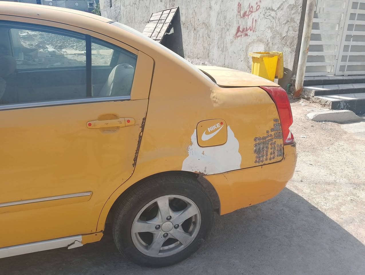 شيري محور 2011 بيه عطل ابيع عاطله رقم بغداد ***********
