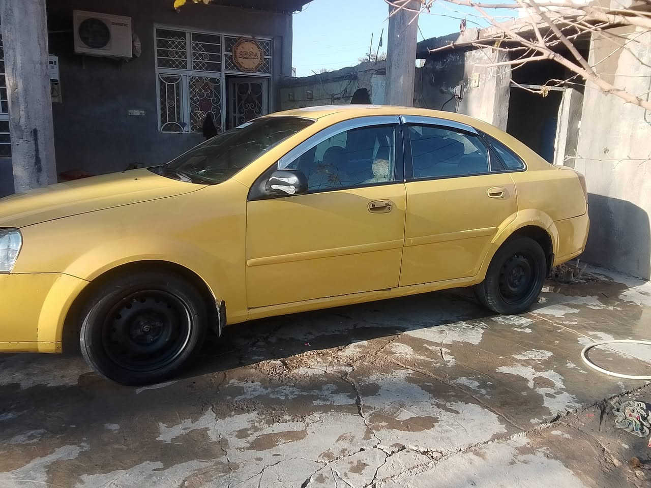 السلام عليكم اوبتر للبيع او مراوس موديل 2004 سنويه ل27 لتفاصيل اكثر الاتصال على الرقم ***********السعر 55وبيها مجال
