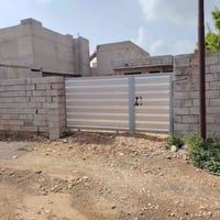 هيكل كامل  مساحة الارض ٣١٨ م مساحة البناء ١٢٠ م   متكون من ٢ غرفه وصال...