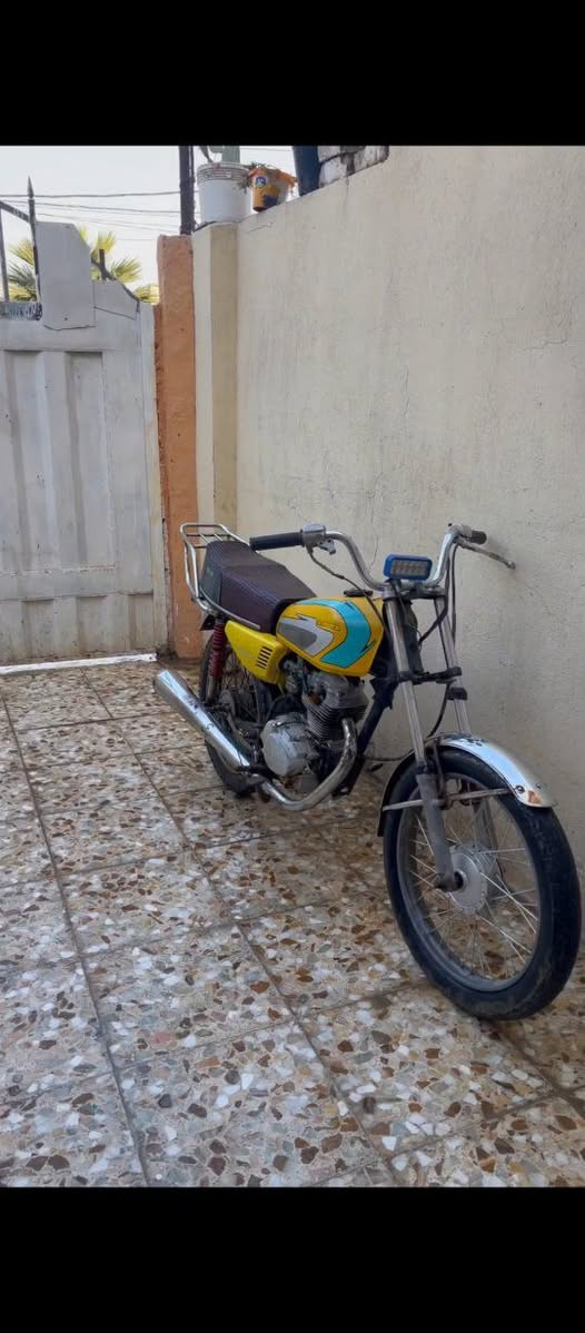 السلام عليكم دراجه 4 كير للبيع ب250 قفل مكاني بابل للاستفسار خاص او واتساب ***********
