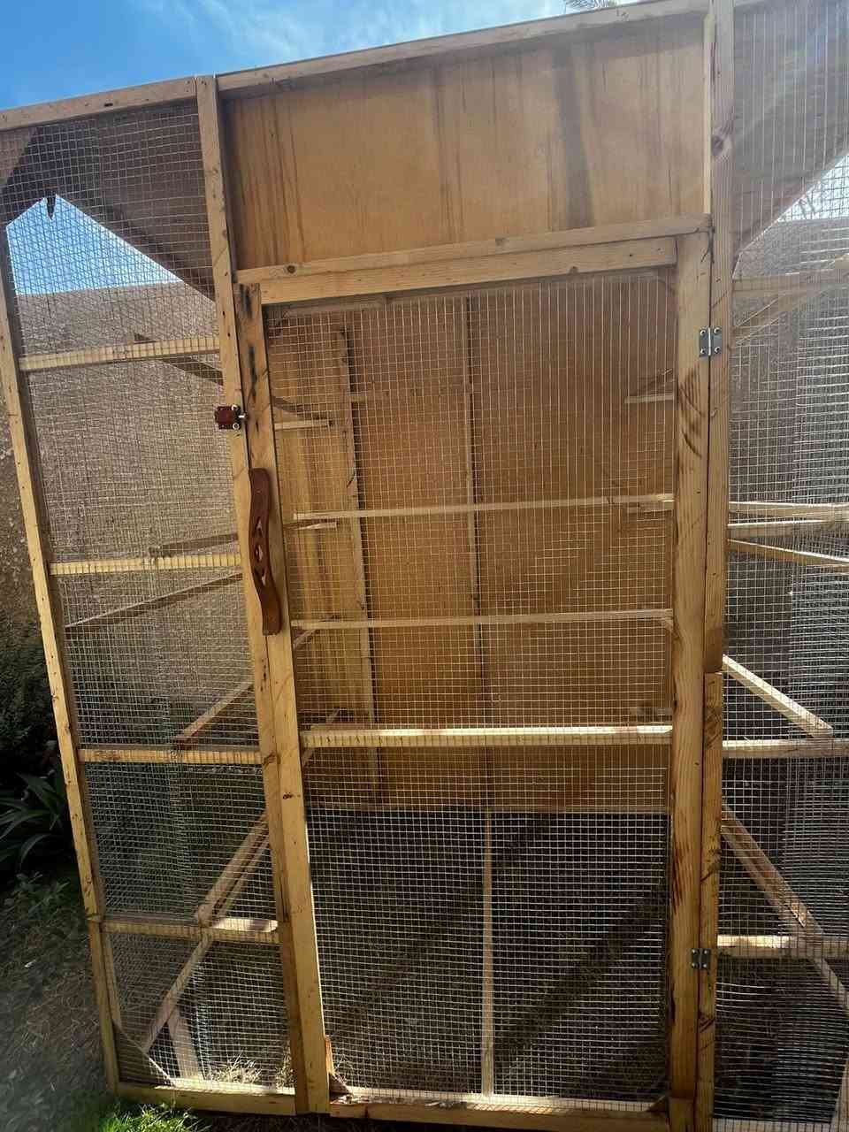 السلام عليكم برج طيور

ارتفاع 180 نزال 100 عرض 160

السعر 100 جديد شغل درجة اولى عنوان بغداد
جديد بعده ممستعمل ابد


**إذا كنت صاحب هذا الإعلان وتريد حذفه لأي سبب، رجاءا أرسل رسالة إلى الدعم الفني**