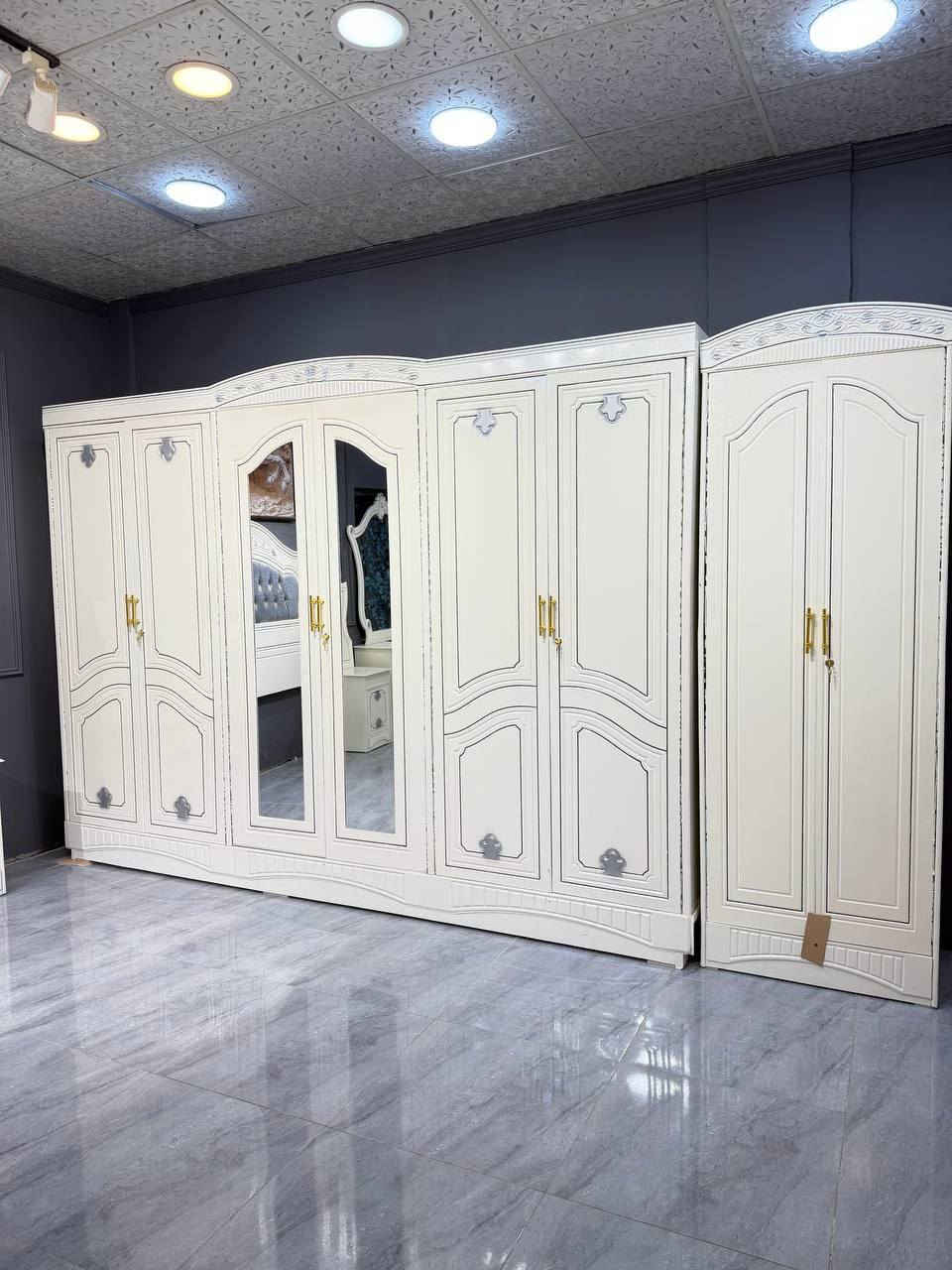 #زبائنا الكرام جبتلكم غرف صاج منقشه تخبل وبسعر مناسب 😍
مليون و 100الف  فقط😍
بيها مجال الزبائنه ☺️يتدلوون 
غرف نجاره عراقيه 💯💯

تتكون من 8  قطع 

عرض الكنتور 3 و20سم

ارتفاع الكنتور 2 و20سم

السرير بلوك ٦ ارجل

طول السرير 200 سم 

عرض السرير 160 سم


**إذا كنت صاحب هذا الإعلان وتريد حذفه لأي سبب، رجاءا أرسل رسالة إلى الدعم الفني**