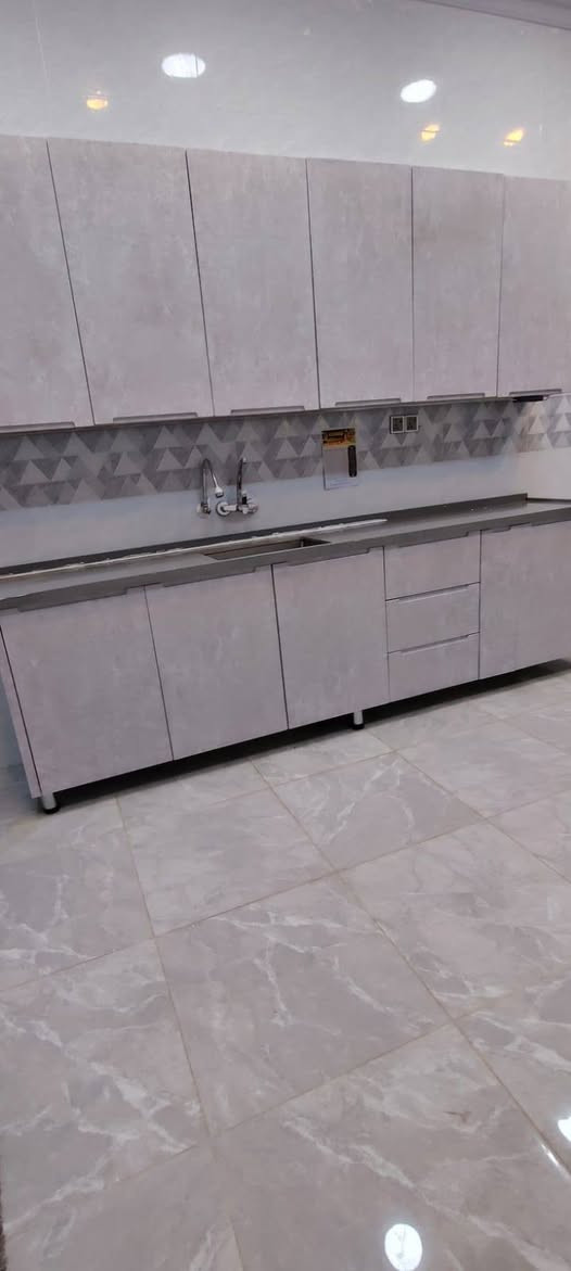 السلام عليكم
كاونتر تفصال مع الملحق عرض ٣ متر شغل درجه اولئ نضافه فول اخو الجديد صار اقل الشهر من اخذتهم نضافه درجه اولئ
***********
