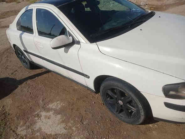 السلام عليكم فولفو موديل2001 فول موصفات
اس60 رقم سليمانية رقم مميز وكالة ب اسمي تريد تحويل تريد وكالة
محور مكينة وكير كامري ابو الجفvvtالمرغوب مكفولات
نقصهه فقط شوية صدر يرادلها 
موصفات فتحه وكشنات جلد وكهرباء وخازن ميموري سيارة بدون ضربة ولا صبغ
 مكاني بغداد قرب مرور تاجيات 
***********
