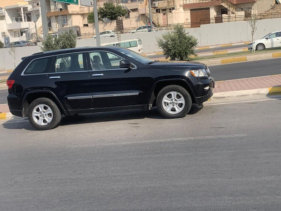 جێب لاریدۆ مۆدێل ٢٠١١ ڕەشی قەتران دەبڵ ئەکسل بەسمە ویل کەپ گێڕ ئۆتۆ ماتیک و گێڕ عادی فول مواسەفات بلاجیکتۆر کوشن کارەبای تەحدید سورعە نیزامی ئیکۆ چوار تایەی لۆک یەک دینار مەسرەف تیانیە وەک شەریکە ماوەتەوە سەیارەی مەعرەز نیە گێڕ و مەکینە و کارەبای هەموو گیانی بە شەرت نەکراوەتەوە بۆیاخ بەس سنوقەکەی 
تەنها وەڵامی تەلەفون دەدەینەوە ⬇️
ژ.م ***********
