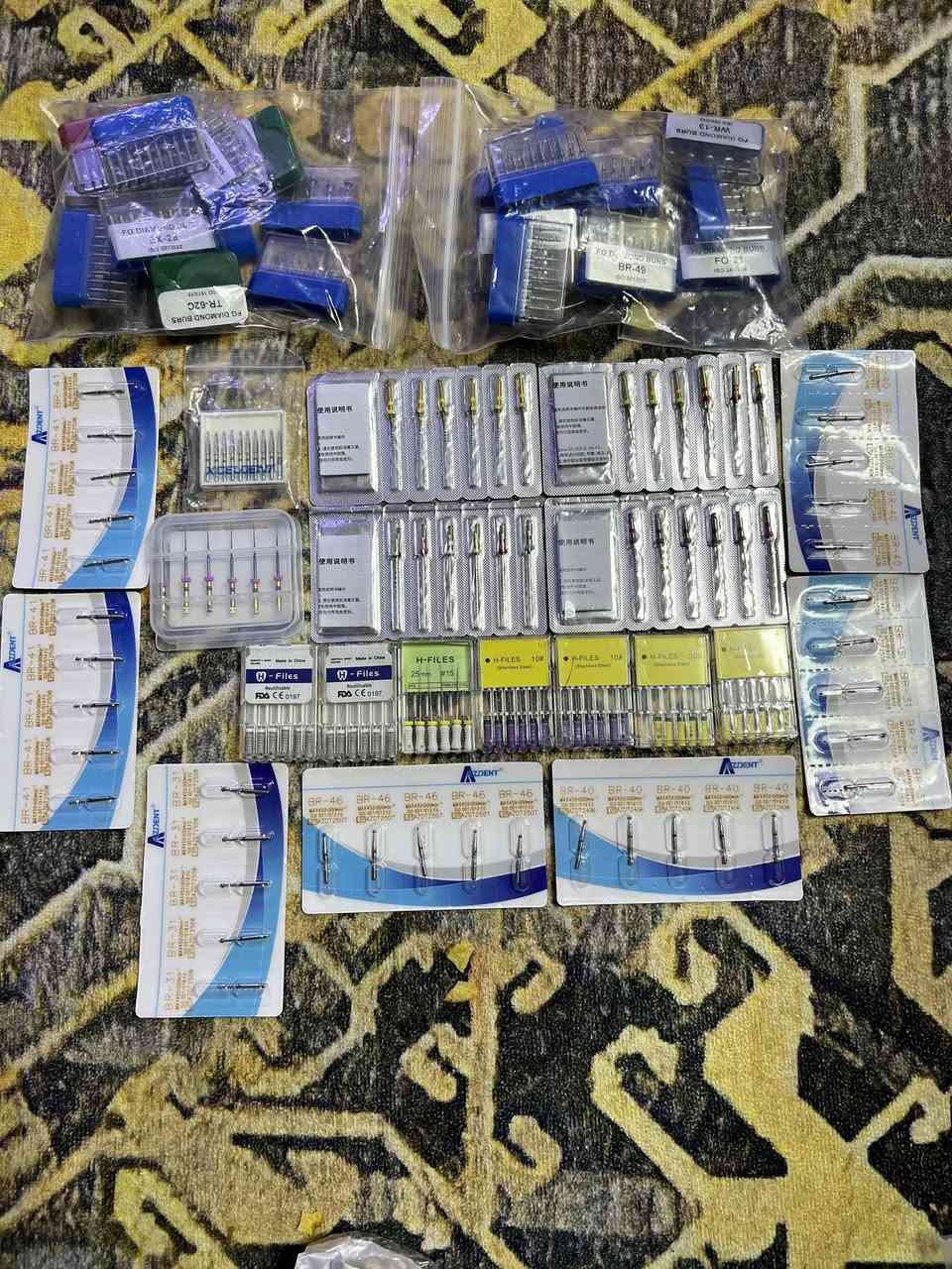 أدوات ومواد أسنان طلعلي بالامزون ابيع شلعة أو مفرد الإستفسار خاص او واتس اب ***********
