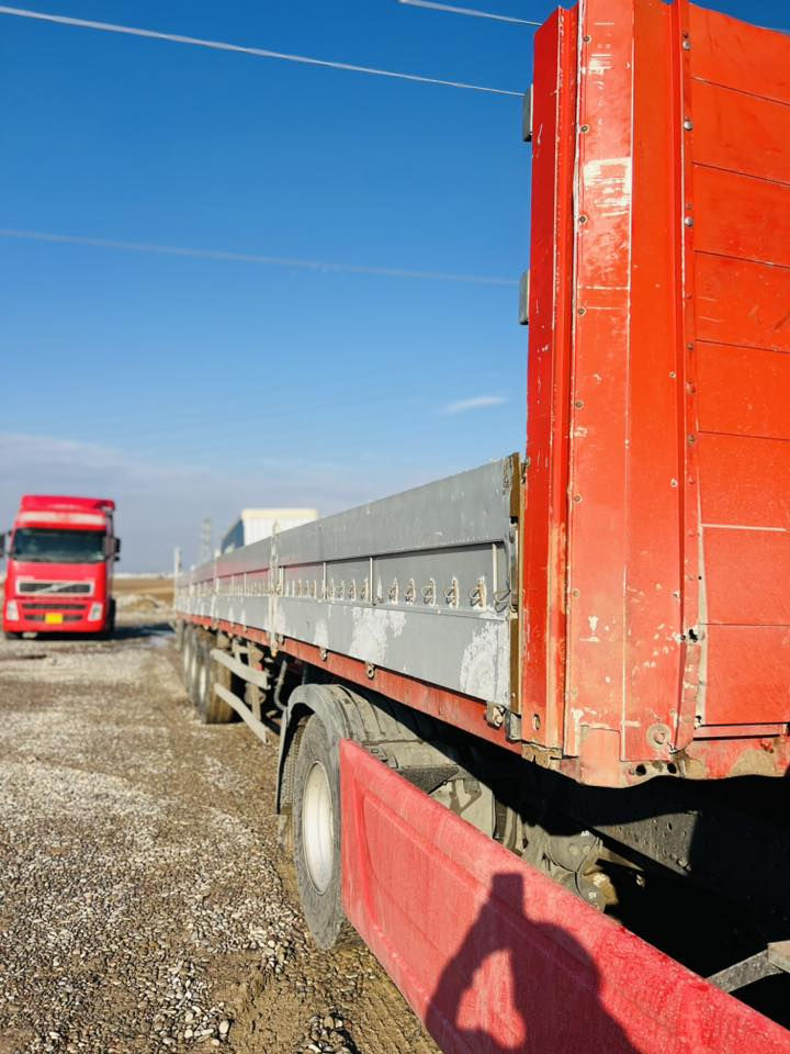 نوع :اكسور  فلات  تريله  تاك ويل دبل قماره  م٣ محور تاك تاير سحال 
موديل:2007 ✅  بلادي 
حجم:1843✅
لون :   احمر✅
مواصفات: ريتايدر تبريد   سبايدر روبستون دبل منامي هورن  
گير: كهرابي
رقم : سلماني:
سعر:265$ا 
العنوان: معرض السيد عنوان أربيل كلك عل شارع العام  
*********** السيد حسين   /  
*********** فهد عبدالغني
*********** فهد عبدالغني 

رجاءً يرجى عدم الاتصال بعد الساعة العاشرة ليلاً 🕙
