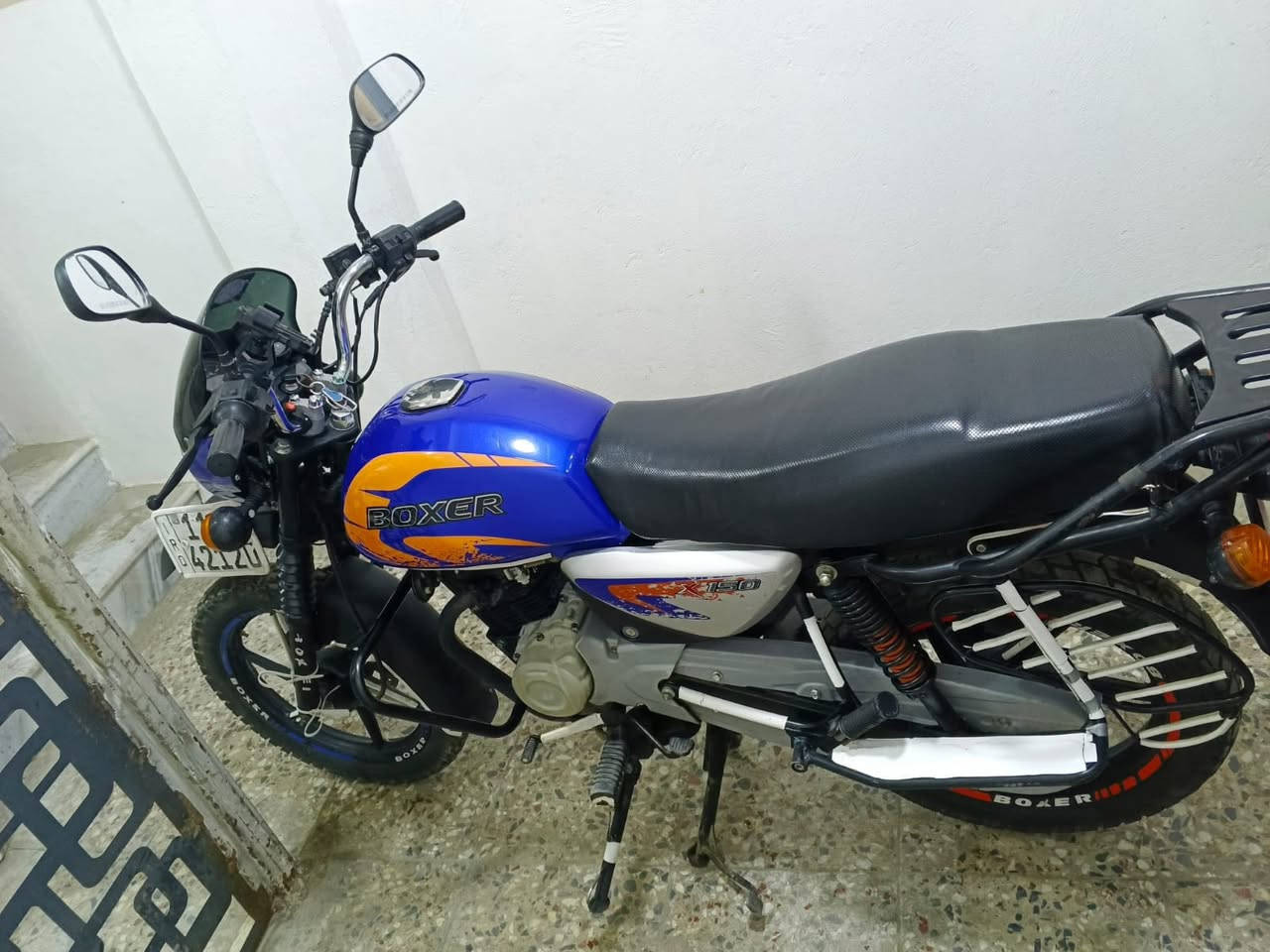 السلام عليكم دراجه بوكسر موديل ٢٠٢٣دخول ٢٠٢٤ كفاله من كلشي جيب فيتر وافحص رقم بغداد بسمي السعر ٢٧٠٠وبيه مجال قليل ***********
