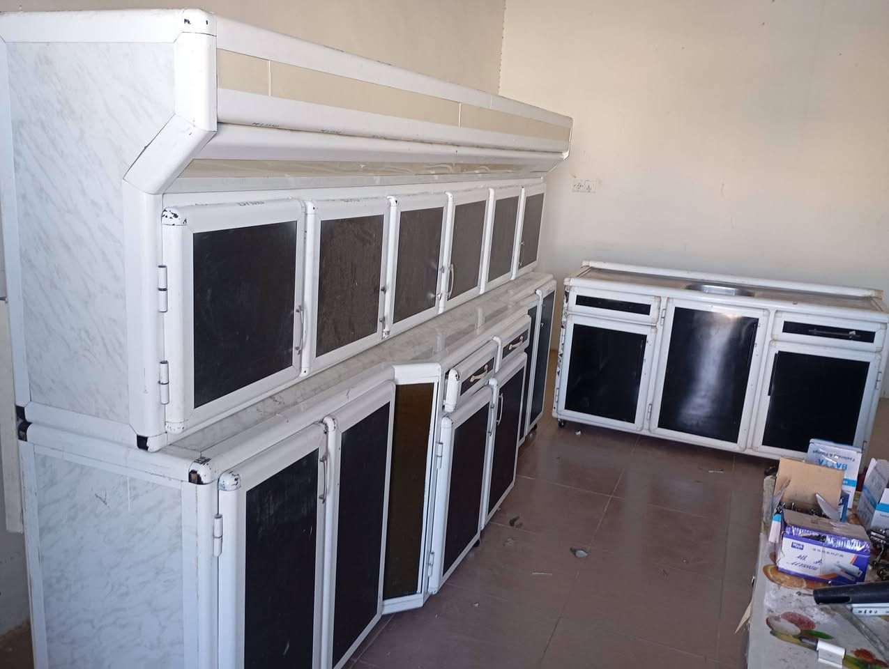 كاونترات للبيع درجه اولى استفسار من رقم اوخاص*********** محل ماهر اللهيبي يم سيطره عشاير قرب سيطره
