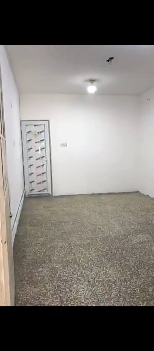 السلام عليكم
بيت للايجار مساحه 80 متر 
كما موضح في الفيديو
العنوان بغداد ابو دشير شارع الصيرفه
للاستفسار 
***********

