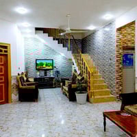 دار سكن للبيع منطقة السيديه مقابيل الشقق مساحه 315 البيت كلش مرتب وجدي...