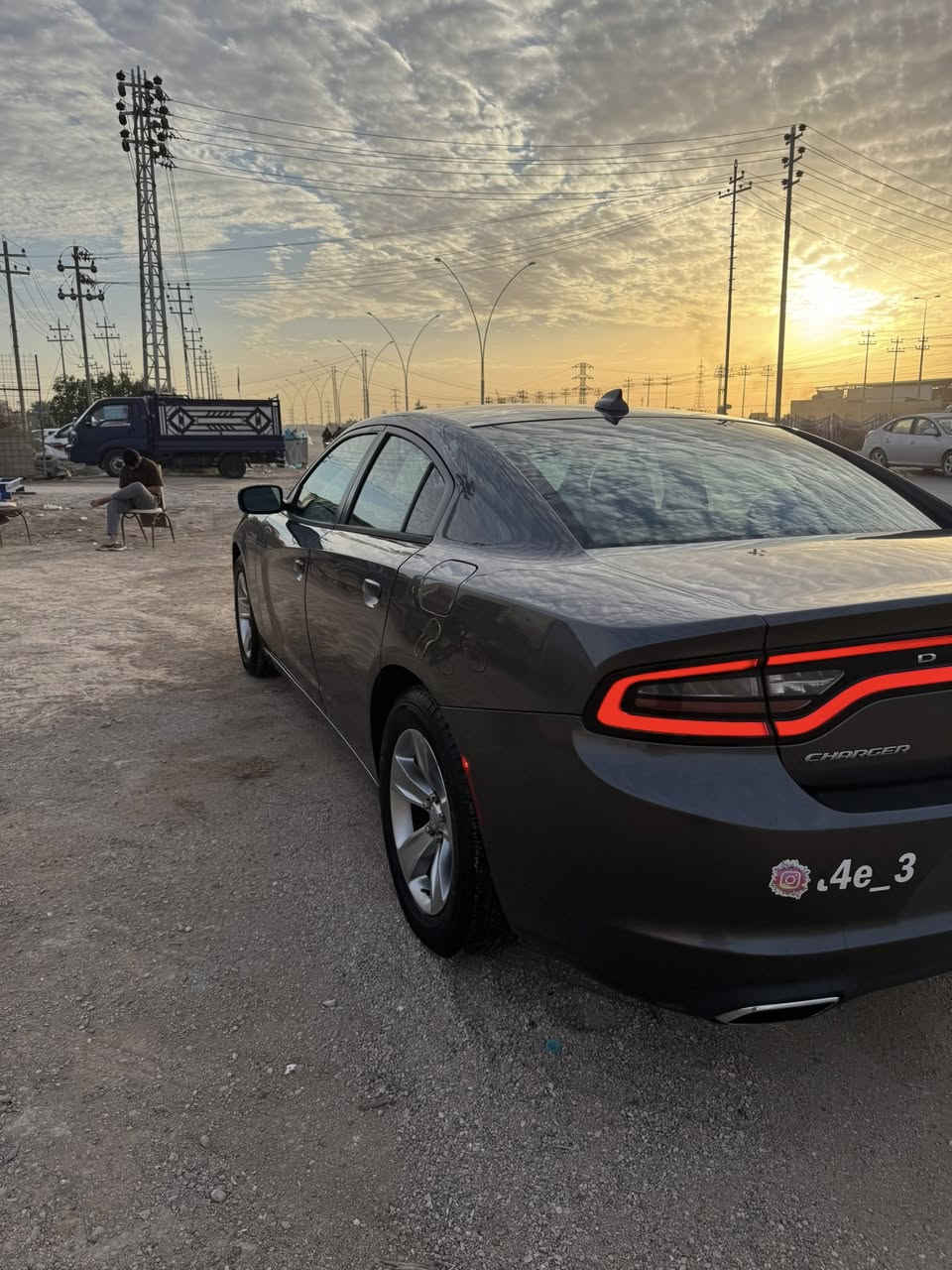 سلام عليكم جارجر 16 معليه 17 سنه وحده
تقرير غرق تعمل وتسير سياره كفاله عامه تخم تاير حداده 
كشنات حضن شاشه جبيره سياره مابيها نقص السعر 165 وبيها مجال مكان سياره بصره قرنه رقم الهاتف *********** 
بسمي تحويل ثاني يوم 
رجان المو شراي لايكسر بحلال الناس
