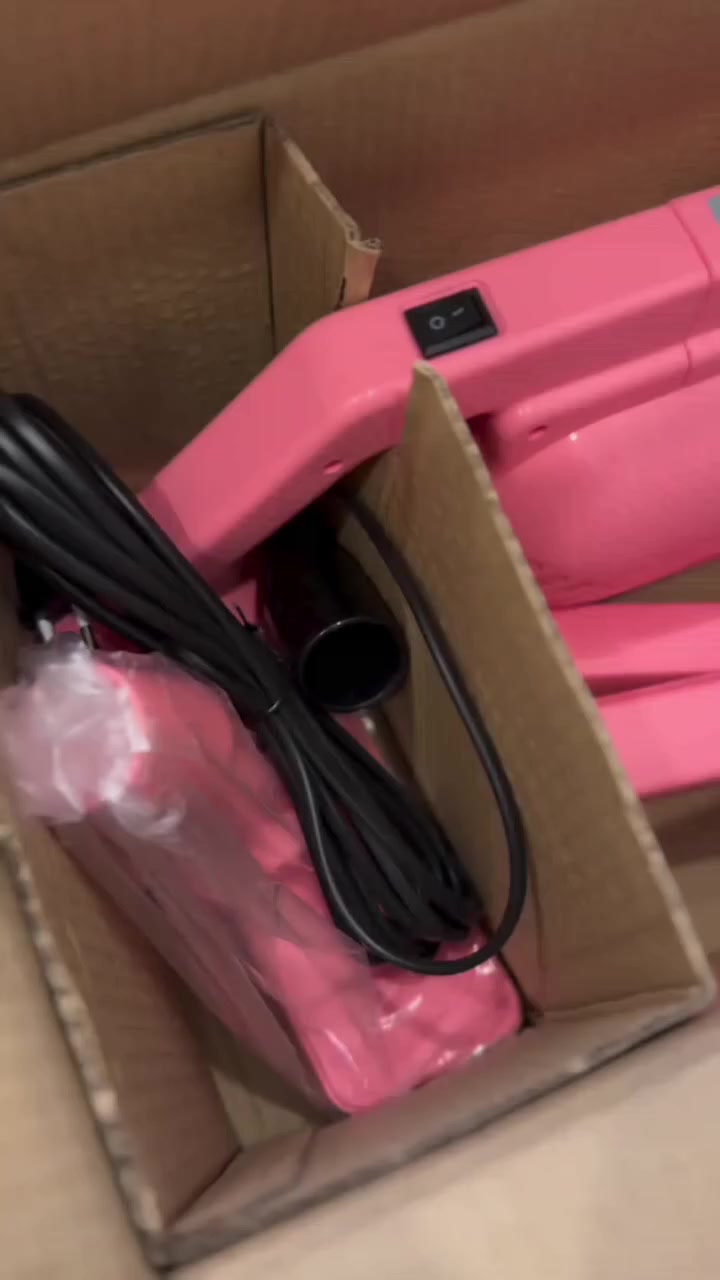 مكنسة برتك الكهربائية ✨
تنظيف أسرع… تعب أقل… وبيت يلمع ✨
🔹 قوة شفط ممتازة
🔹 خفيفة وسهلة الاستخدام
🔹 تصميم أنيق بعدة ألوان
🔹 مثالية للأرضيات والسجاد
اختاري اللون اللي يناسب ذوقك وخلي التنظيف أسهل من أي وقت 💯
📩 للطلب والاستفسار راسلينا خاص


**إذا كنت صاحب هذا الإعلان وتريد حذفه لأي سبب، رجاءا أرسل رسالة إلى الدعم الفني**