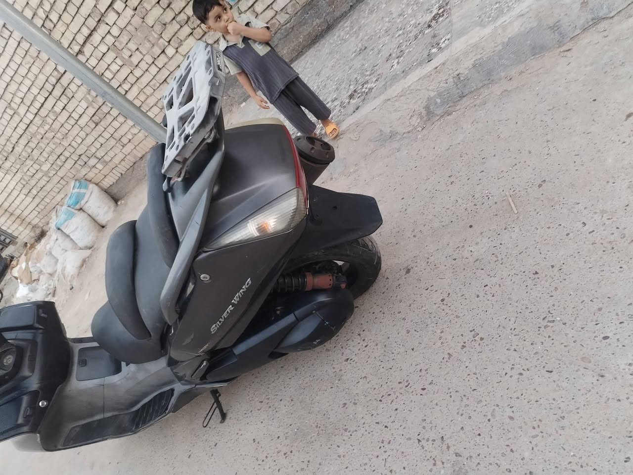 السلام عليكم دراجه سلفر 400 سعر خاص كفاله عامه بعنوان بغداد مدينه الصدر***********
