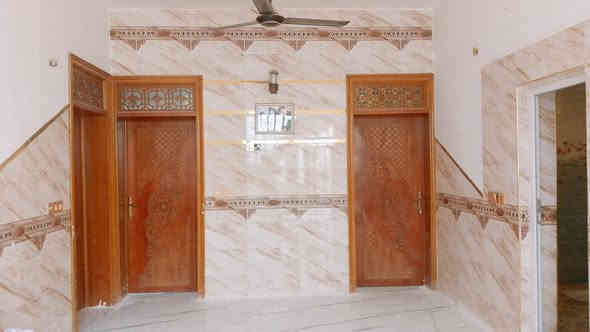 دار للبيع ملك طابو صرف 250 مترطوريج ام الهوى القديمة خلف التجاري ثاني بيت عن شارع العام شارع كربلاء طابقين 4 غرف نوم 4حمامات استقبال 10في 4 صاله 9في 4 مطبخ حار و بارد بناء حديث للاستفسار السعر وباقي تفاصيل علخاص واتساب ***********
