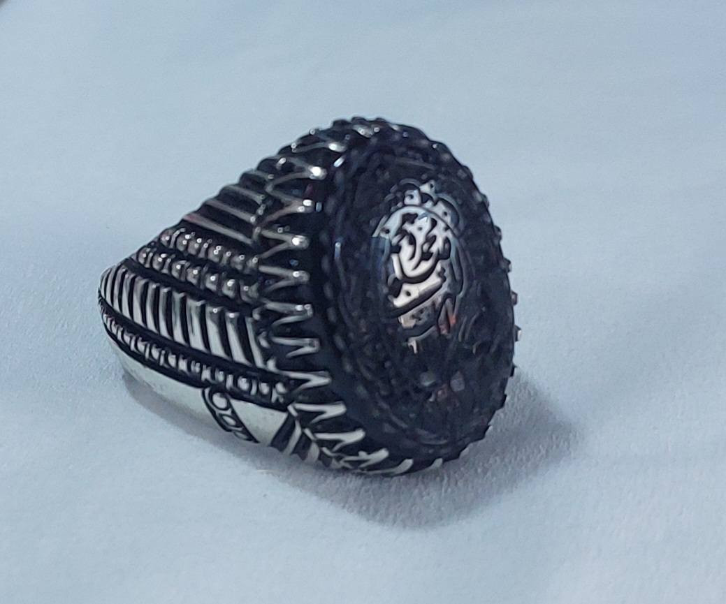 قطعه مختلفه قمة الروعة والجمال يماني شفه العبد قياس ٢٤ السعر النهائي ٣٠٠ الف صياغه يدوية ثقيله بغداد يوجد خدمة توصيل


**إذا كنت صاحب هذا الإعلان وتريد حذفه لأي سبب، رجاءا أرسل رسالة إلى الدعم الفني**