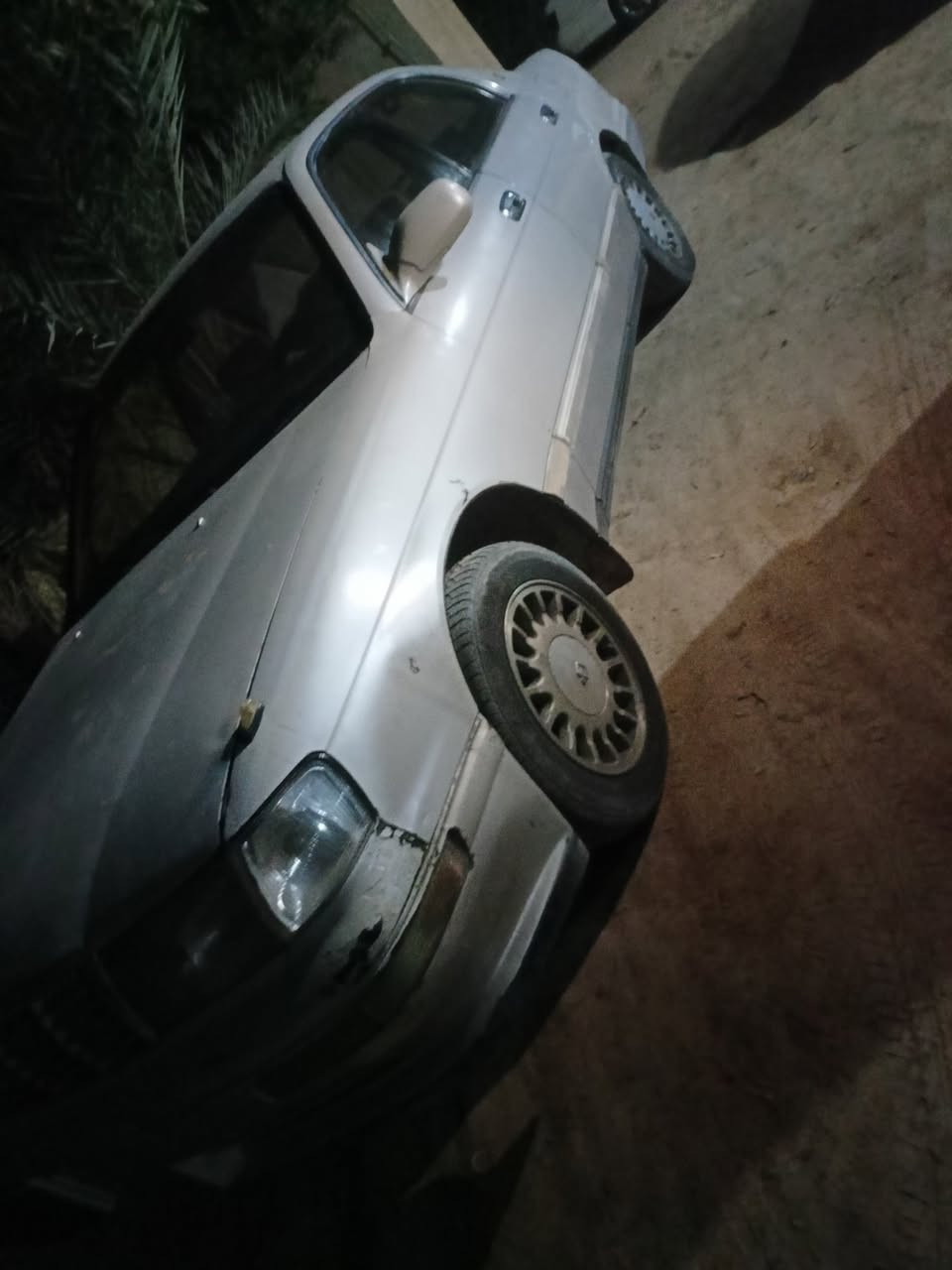 سلام عليكم البيع كراون بطه موديل 96سياره كفاله عامه مكينه وكير وحداديه سياره جاهزه  مكفوله كص ونقل وظربه وكلبه وسياره جديد رقم انبار دولي انكليزي  سعر 55 وبيها مجال مكانه نجف رقم الهاتف ***********
