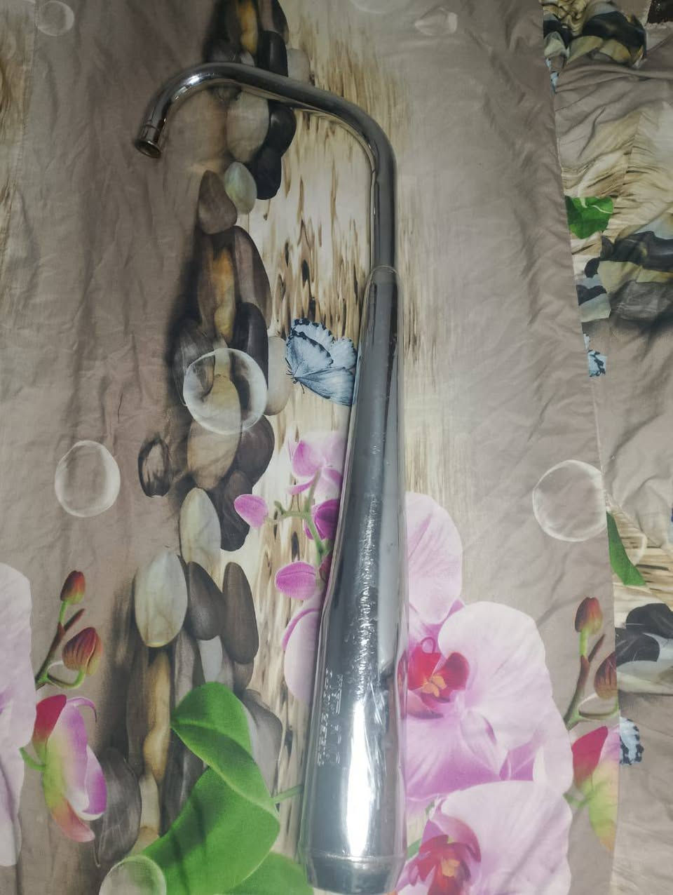 سلام عليكم
غراض البيع الريد شي يراسلني ويدلل 
مكاني بعقوبة التحرير 
رقمي ***********
