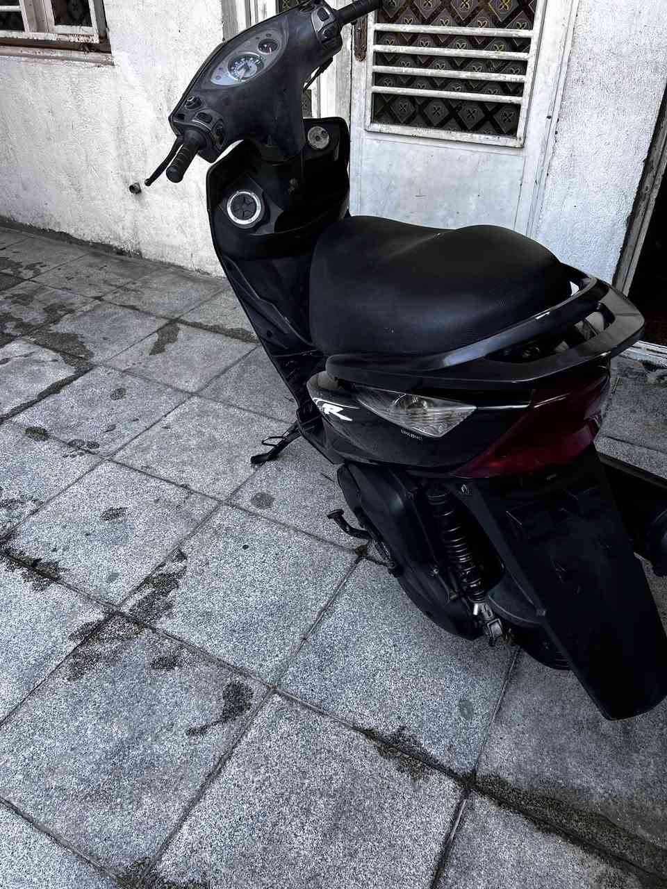 دراجه ماكس ثعلب جئ تي آر للبيع دراجه نضيفه محركها خير من الله بس بيها فطر من مكان لصرة مكاني لمشتل قيم وخذ ***********
