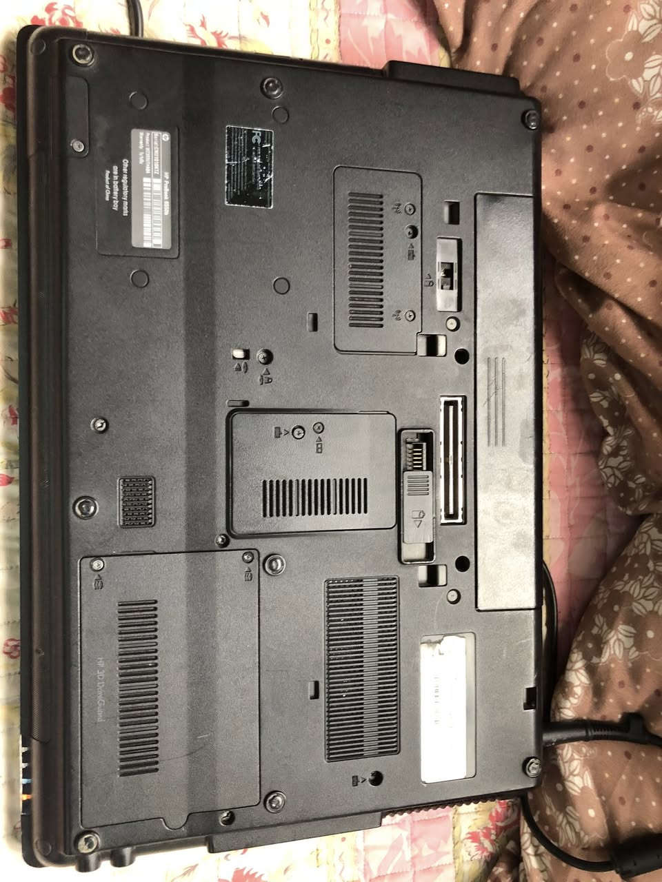 سلام عليكم لابتوب للبيع
اسمها : HP probook6550 

هارد :320 

رام :4 ووياها الشاحنه

بيها عطل نسيت شنو اسمه لان وديتها للمصلح قبل فتره وكال عطل بل كارت بس نسيت كارت شنو للعلم مو كارت شاشه شاشه مابيها شي بس عطل اعتقد بل مذر بورد مدري وين وهو كال يكلف ٥٠ تصليحة بغداد المهم تطفه وتشتغل والشاشة مابيها شي والكيبورد مابي شي يدوس والبطارية تعبانه يرادلها تبديل 

السعر قيم بل يرضي الله🖤

مكاني بغداد الدورة حي اسيا او 120


**إذا كنت صاحب هذا الإعلان وتريد حذفه لأي سبب، رجاءا أرسل رسالة إلى الدعم الفني**