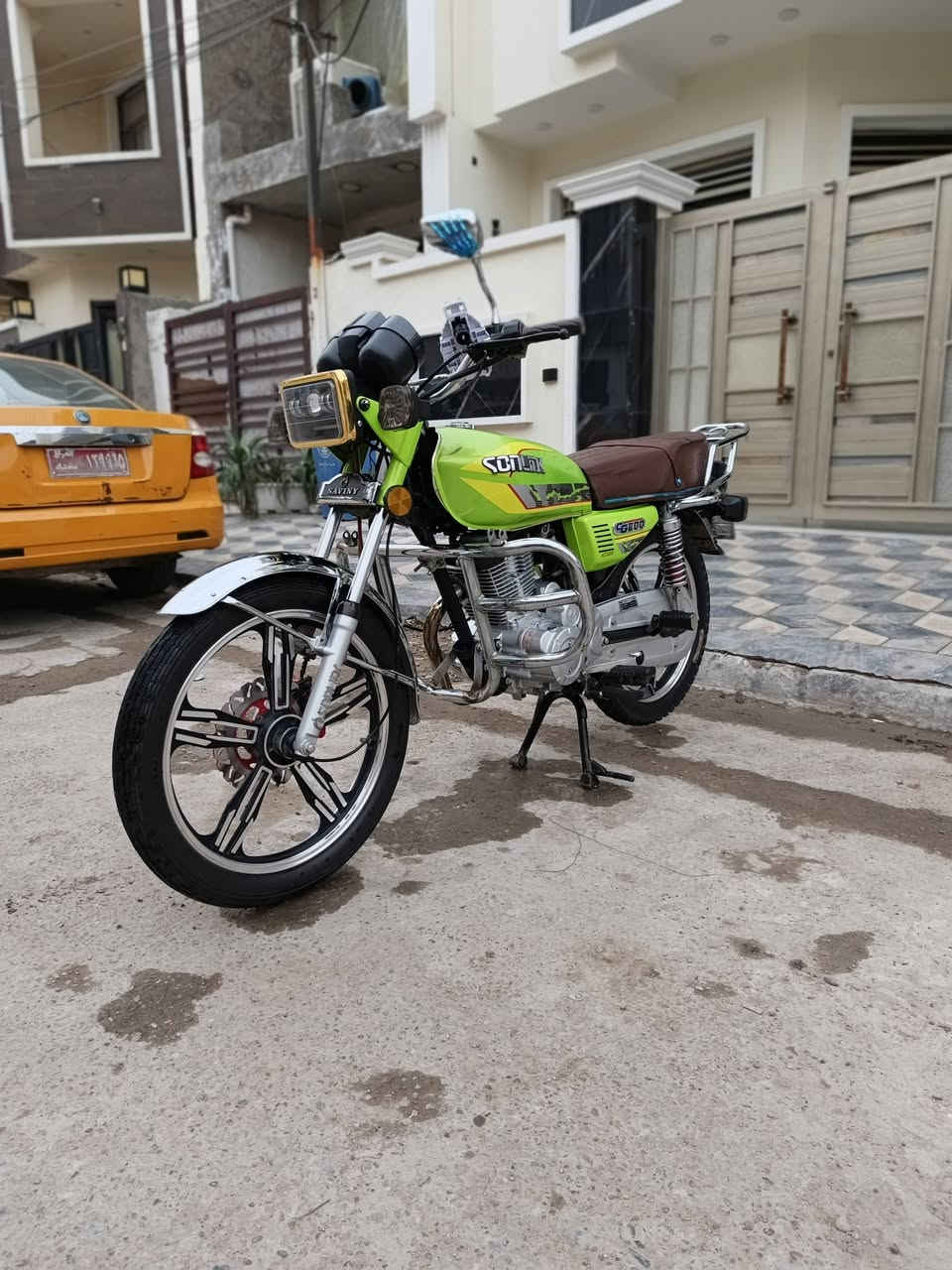 سلام عليكم دراجه مديل 2024 دراجه كفاله عامه مرغي ما مفتوح بيه خمسه كير دراجه ماشيه 1500 الف اخت زيرو اي نقص ما بيه سعر 750 و بيه مجال قليل بكاني بغداد حي جهاد رقم ***********
