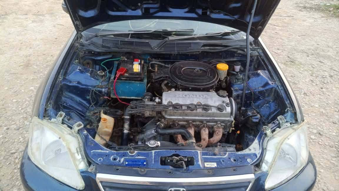 السلام عليكم رمضان كريم ع الجميع هوندا ياباني للبيع موديل 2000 سياره جاهزه ماعدا خيط بخار بسيط ترايك وين ما تريد بيع مستعجل  رقم انكليزي جديد سنوية مجدده لل 30 تحويل مباشر المكان واسط السعر20
***********
