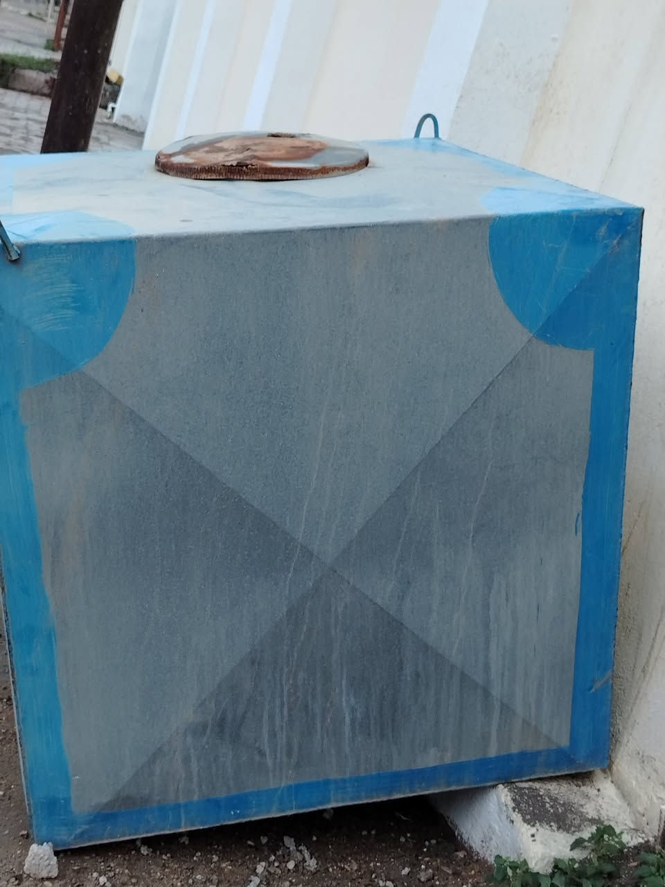 تانكي للبيع نضيف كامل المكان حي نزال، الي يريده يراسلني خاص ويدلل


**إذا كنت صاحب هذا الإعلان وتريد حذفه لأي سبب، رجاءا أرسل رسالة إلى الدعم الفني**