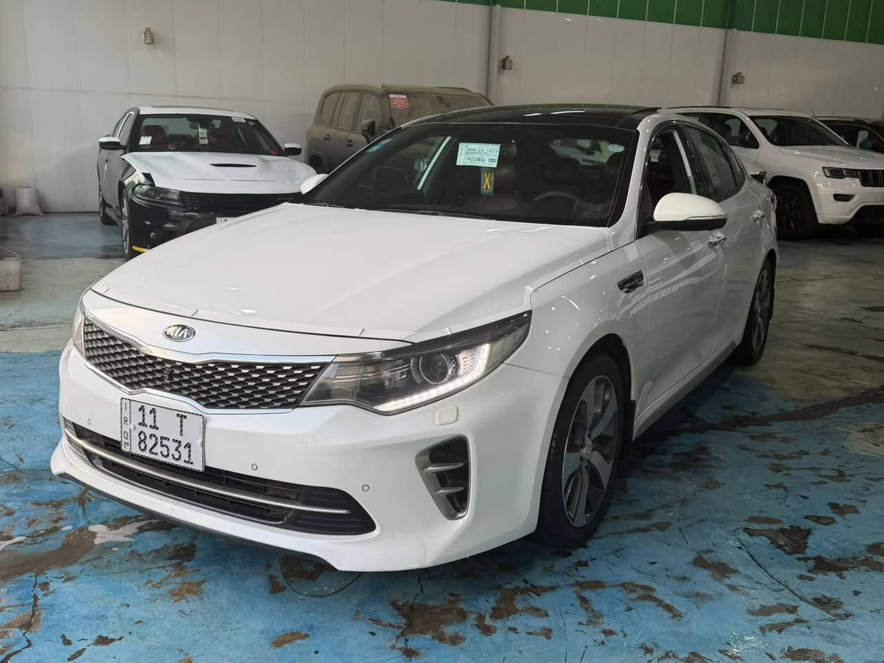 السلام عليكم
للبيع اوبتما 2016 خليجي جيتي لاين
اعلة فئة

ماشية ٧٨
مكفولة كفالة عامة
بصمة
بانوراما 
اربع كامرات
تردفئة وتبريد كشنات
كشنات جلد وكهرباء وخزن ميموري
سايد بريك بصمة واوتو هولد
زراك لايت 
حساس امامي وخلفي 
رادار جانبي
محرك 2400 جي دي اي

السيارة جديدة جداً 
رقم بغداد الجديد بأسمي 

السعر  ١٦٠ ورقة وبي مجال بسيط

عنوان بغداد البياع معرض الحوراء

***********
