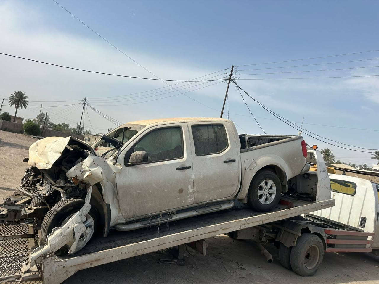 سلام عليكم نيسان فوتير
6سلندر فول سابقاً مكفولة 
رقم بغداد للبيع على حادثهة 
شاصي سليم ممضرر ***********
