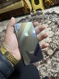 آيفون اكس • ٢٥٦ • بطارية ١٠٠