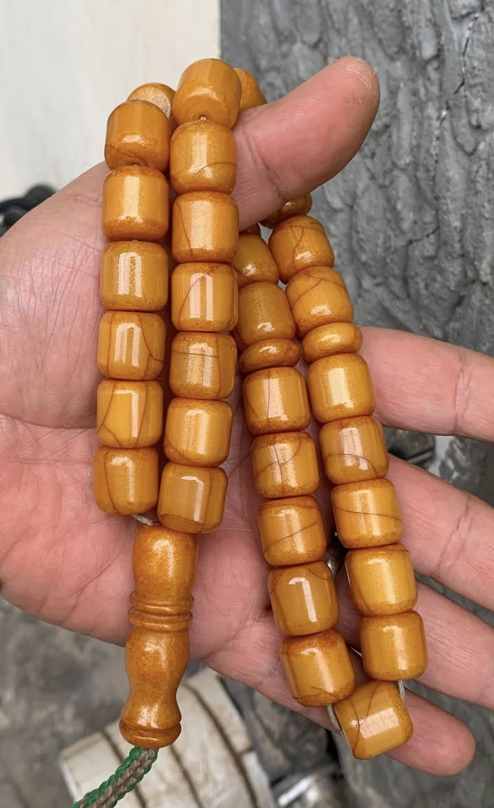 جاءت تسمية الفاتوران من الفطور او الكراكات التي تحدث على حبات المسبحة بسبب قدم العمر ،الوزن ١٣٥ غرام السعر ٧٥ ألف


**إذا كنت صاحب هذا الإعلان وتريد حذفه لأي سبب، رجاءا أرسل رسالة إلى الدعم الفني**