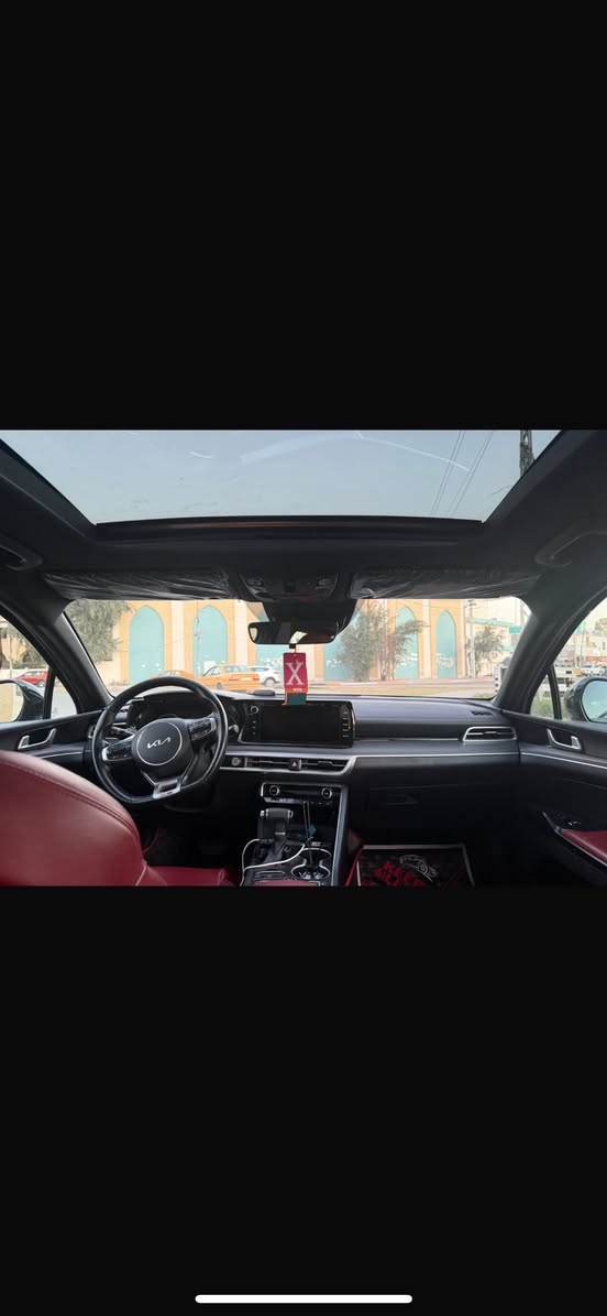 سلام عليكم كي فايف k5
موصفات جتي لاين 
فول على الاخير  موصفات بنوراما 
موديل 2022
1_الون  سمنتي 
2بصمه 
3 ماشيه50mi
4 داخل احمر 
5 كشنات هيترات
6 بصمه
5مثبت سرعه
6نضام ABS
7مانع انزلاق
8حساس  اطارات 
9بك لايت لد
10شاشه كبيره لمس
11كامره دواره
12كشافات اماميه 
13شاشه عطال 
14ويا كروم 
15ردار جانبيه 
16مراقبه نقطه العمياء 
17ردار الخطوط البيضاء  ردار امامي وخلفي وجوانب السياره 
18شاير  با المري 
19كشنات جلد احمر
20مقعد ساق كهرباء 
21الايت ثلاث عدسات +ليد 
22نضام قياده خمس وضعيات 
23 توقف ذاتي
24بلوتوث +usb+auX
25 تحكم ستيرن مع تدفئه بالستيرن 
26كير اوتو +عادي 
27الخريطه 📍
28صندوق كهربائي
 29 زنود + ليد 
30نوتو هولد
31التشغيل عن بعد 
‏AUTOHOLD   32
33تصميم خارجي رياضي 
34نضام المحلاحه
35مصابيح الخلفيه LED
36مصابيح ضباب LED
37محرك تيربو 1600

تشغيل عن بعد قيادة ذاتيه اربع قيادات بيها 
صور الحادث مرفقه مع الصور
رقمي 0775253242
مكاني بغداد الاعضميه
السعر168
 وبيها مجال لشراي 
رقم معوقين بغداد /وكاله عامه بأسم المشتري


**إذا كنت صاحب هذا الإعلان وتريد حذفه لأي سبب، رجاءا أرسل رسالة إلى الدعم الفني**