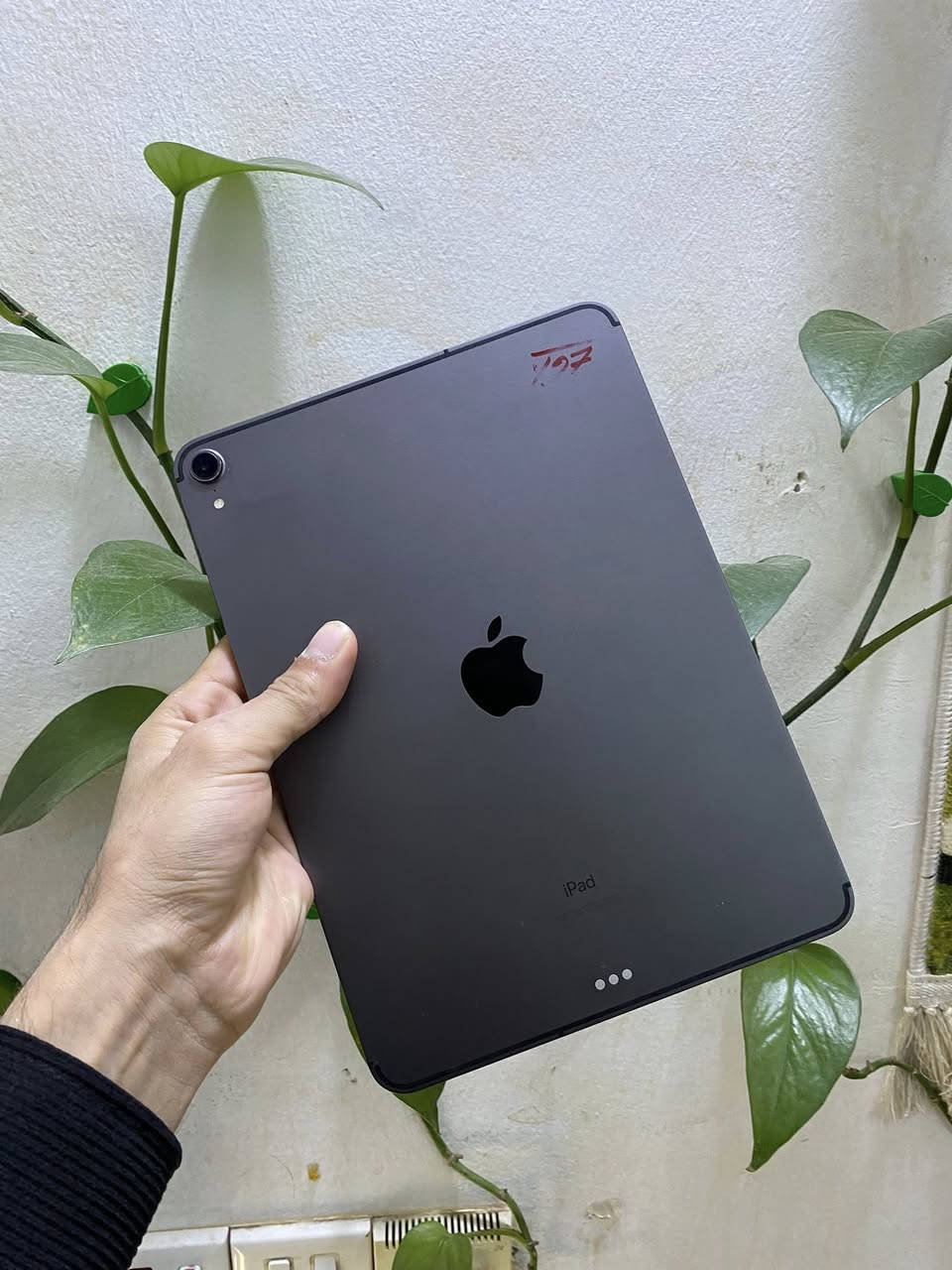 ايباد 11 برو ابل
11 انج (2018)
120 فريم ببجي
 البطارية جانت 97  صارت 93
 نضافة  %/100
 ذاكرة  تخزين 256,
 واي فاي +خليوي , لون فضاء رمادي


**إذا كنت صاحب هذا الإعلان وتريد حذفه لأي سبب، رجاءا أرسل رسالة إلى الدعم الفني**