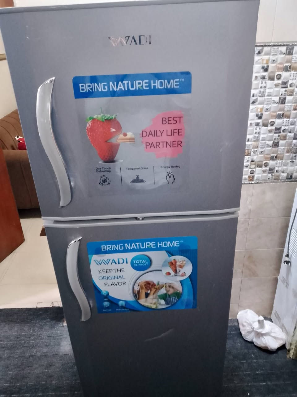 السلام عليكم ثلاجة الوادي للبيع مستخدمه سنه كلش نظيفه 
متجمد ماعرف شنو مشكلتها السعر 150 الف
الاستفسار ***********
