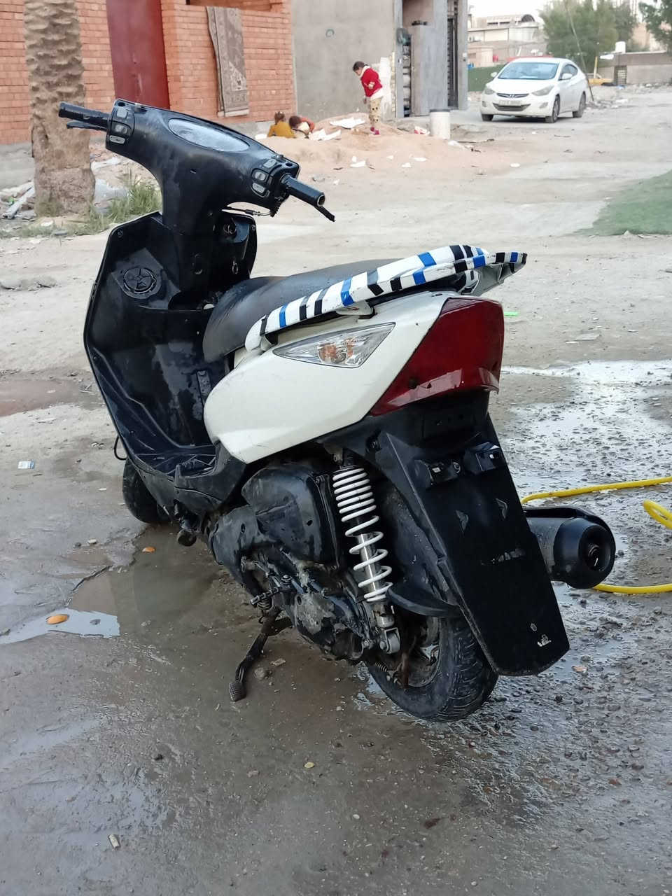 دراجة ثعلب 140
بيهة عطل بس رنكات + جبنات كفرات بلادي ما بيهة اي دعمة دراجة نضيف كشرهة تجي تفحص او اشوف مكاني بغداد السعر 300 او بيها مجال اذا اكو مراوس ماكس نضيفة انطي فرق 

الرقم. ***********
