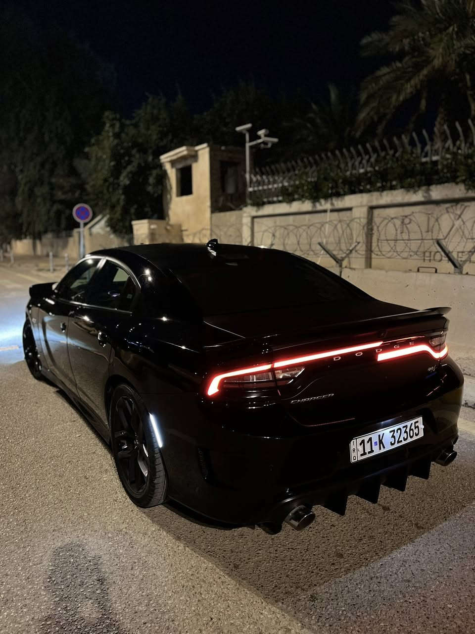 السلام عليكم
. جارجر 2021 RT
سوبر تراك باك
. لون اسود 
. رقم بغداد تحويل 
. هزه جديده
. سنوية جديده
. دعامه خلفيه اماميه ودوسات SRT
بصمه + تشغيل عن بعد
شاشه كبيره
ويل 20
ماشيه 50
كامرا خلفيه
كشن حضن
كشاف امامي بلاد
كشنات كهرباء
مكينه كير حداديه كفاله
السياره مصروف عليه هواي 
السياره برمجه ضرغام 
دبات سود 
شوته موبار 
برمجه رون
فصلات
برمجه سيفتي ومراوح 
ولف حماوه ريسنك
بلكات ريسنك 
السياره كلش جديده وقويه 
السياره بانزين كله محسن 
دهن كله اصلي ادير يورل 
ادامه منضومه احتراق 
تخم تاير جديد تو سايز 
السعر 215 وبيه مجال 
السياره بالحقيقه كلش حلوه وجديده 

‭0773 007 7724‬
