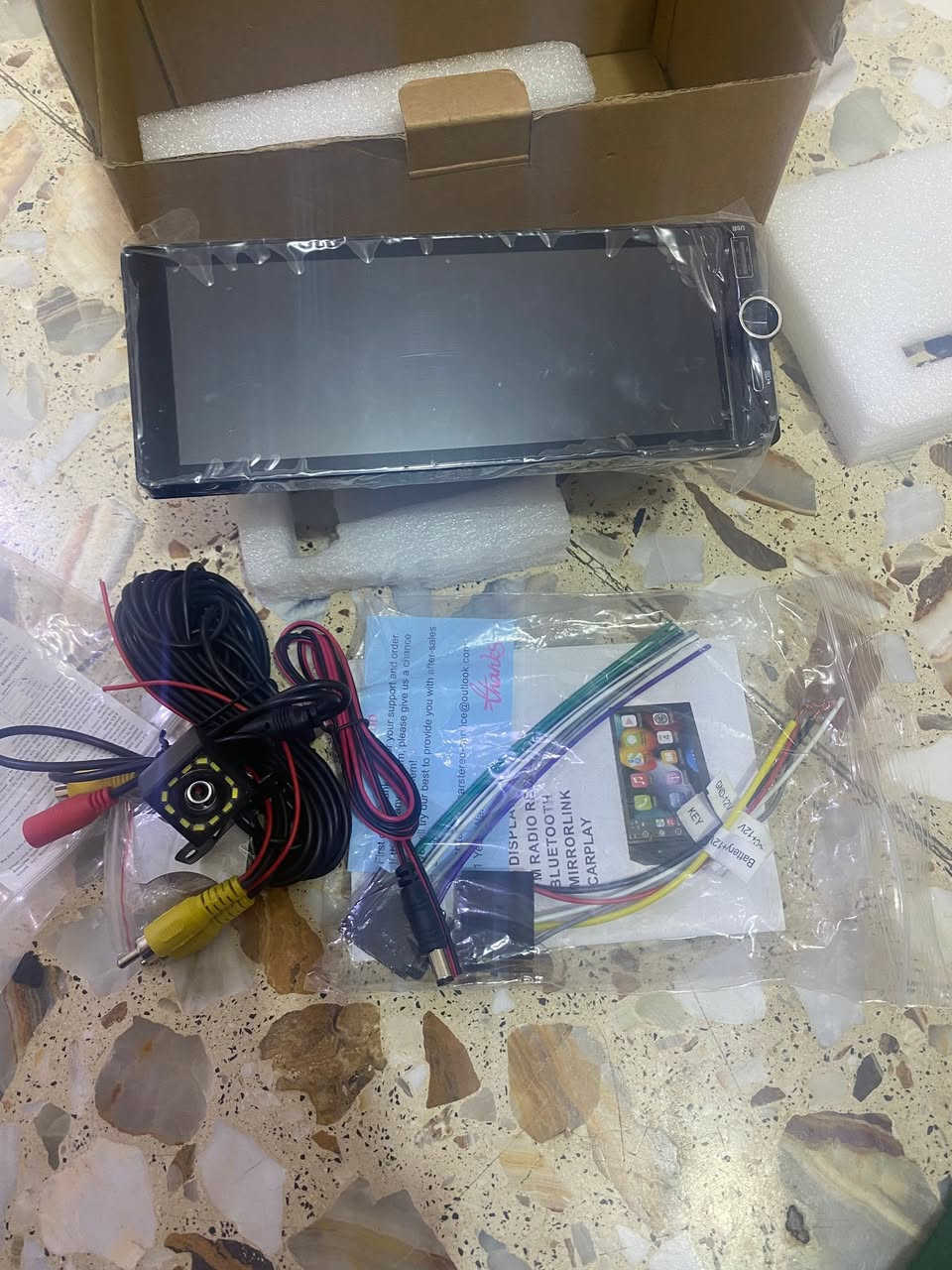 شاشة قياس ٧ انج طابق واحد لمس بالكامل جديد غير مستخدم
مع كامرة خلفية وملحقاتها


**إذا كنت صاحب هذا الإعلان وتريد حذفه لأي سبب، رجاءا أرسل رسالة إلى الدعم الفني**