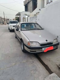 اوميكا للبيع موديل 1991سنوي رقم هز جديد بسمي بيه دفتر بنزين موصفات فول...