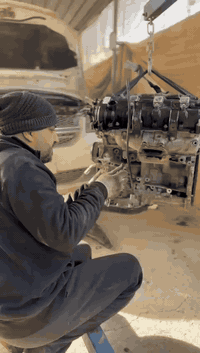 بفضل الله تبديل محرك دوج امريكي
الحمدلله تم العمل بافضل الادوات وادقه التفاصيل وتم اعاده جميع الاجزاء ع وضع الشركه مع ادامه كامله 
يدلل العم ابو رضا 
صيانه الارناؤوطي بخدمتكم 
***********
