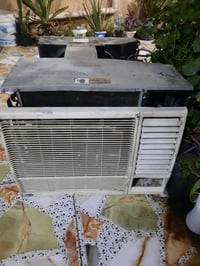 مكيف 2طن سعر110  الرقم 07506159440